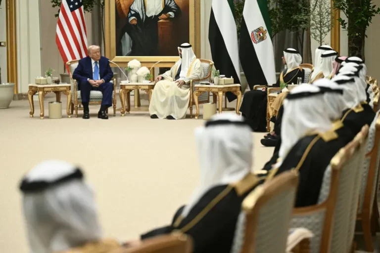 ترامب يختتم في الإمارات جولته الخليجية