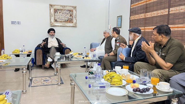 لقاء وزير الصحة الإقليمي في البنجاب ورئيس شرطة مدينة راولپنڈی مع زعيم الشيعة في باكستان، العلامة السيد ساجد علي نقوي