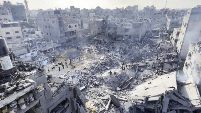 “يوم دامٍ وصعب”.. عشرات الشهداء والمفقودين في مجازر جديدة للاحتلال في قطاع غزة
