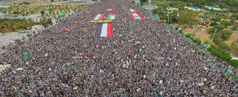 مسيرات اليمن المليونية: لن نتراجع عن موقفنا الداعم لغزة.. ونبارك تصاعد العمليات