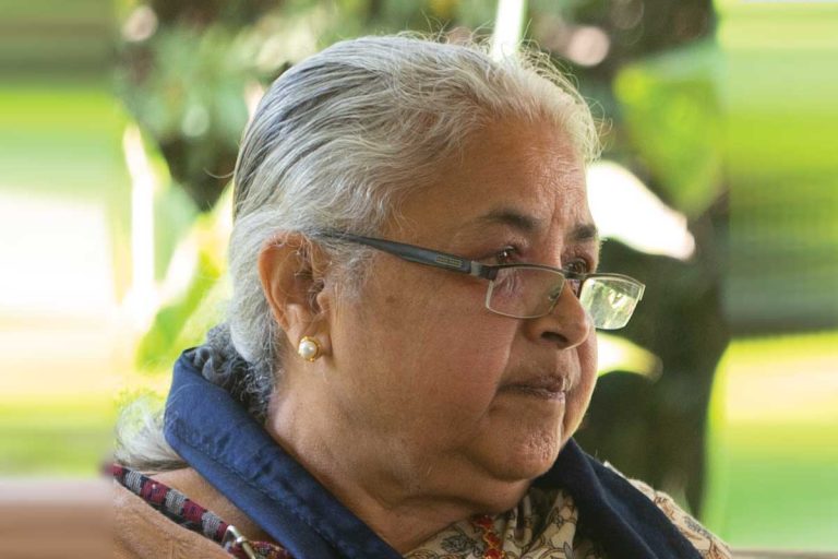 نيبال تعيّن أول امرأة رئيسة للوزراء بعد اضطرابات دامية وحل البرلمان