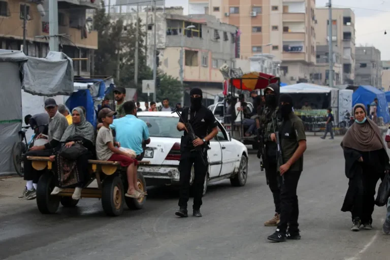 الفصائل الفلسطينية تقرر تسليم إدارة غزة للجنة تكنوقراط وتدعو لتفعيل منظمة التحرير