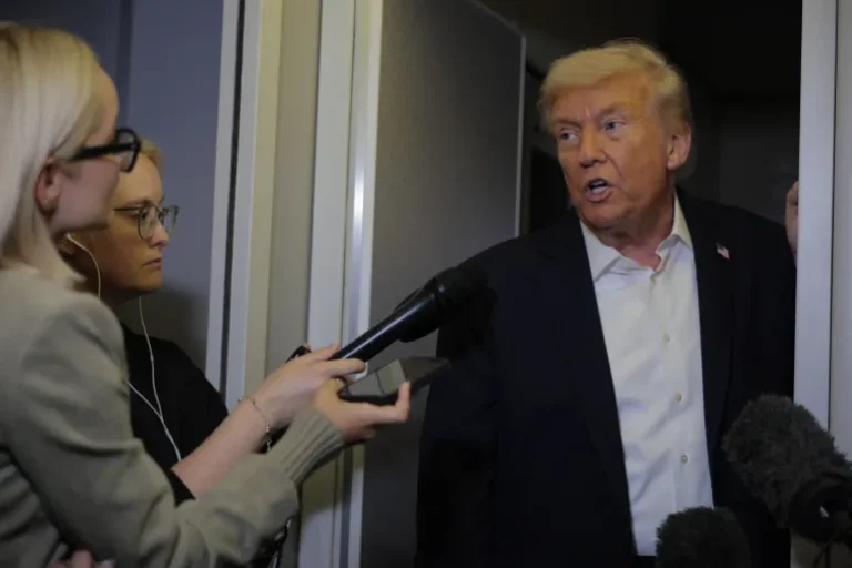 ترامب: نتحدث عن إعمار غزة لا عن حل الدولتين