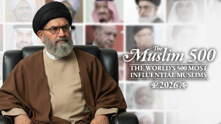 زعيم الشيعة في باكستان العلامة السيد ساجد علي نقوي، من بين الشخصيات المسلمة الأكثر تأثيرًا في العالم الإسلامي.