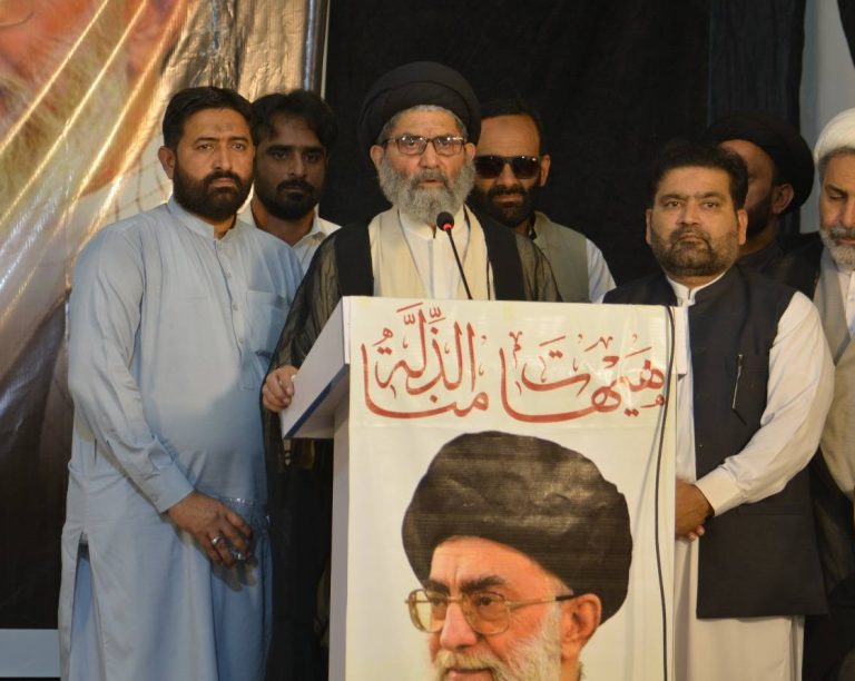 خطاب زعيم الشيعة في باكستان آية الله السيد ساجد علي نقوي في جامعة المنتظر (لاهور) خلال الاجتماع السنوي لوفاق المدارس الشيعة في باكستان.