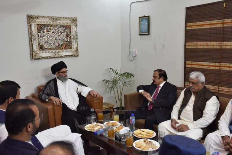 لقاء زعيم الشيعة في باكستان مع مستشار رئيس الوزراء رانا ثناء الله ووفد رفيع المستوى